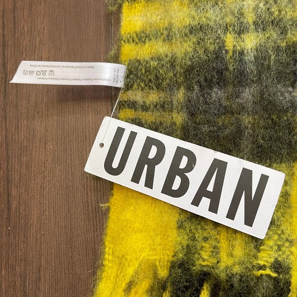 NWT Urban M XL Scarve - Picture 5 of 6